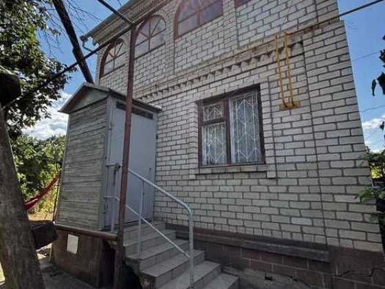 (13) Продам 2-поверховий будинок, Великодолинське Великодолинське