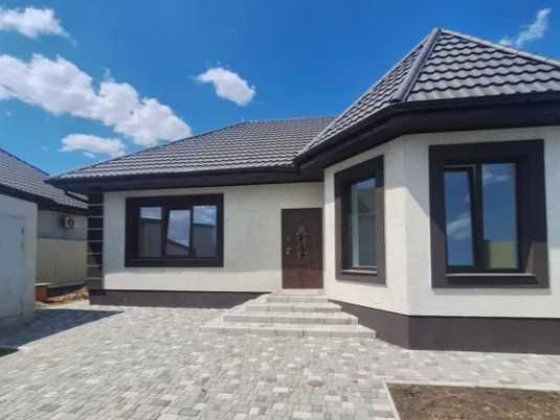 Дом с ремонтом + гараж + подвал + 5 соток земли! Нерубайське