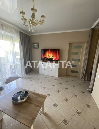 Отличный  таунхаус с капремонтом в  пос. Нерубайское. - фото 1