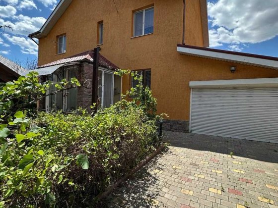 Продам хороший капитальный дом в КОРСУНЦАХ /АГВ+ВЕРАНДА+ГАРАЖ+ПОДВАЛ