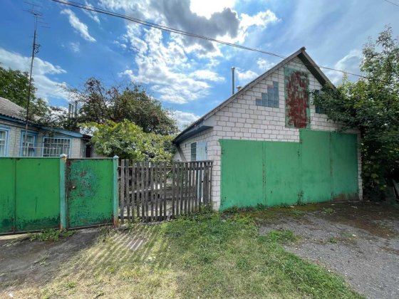 Будинок в м Карлівка Карловка