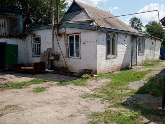 Будинок в селі п Карловка