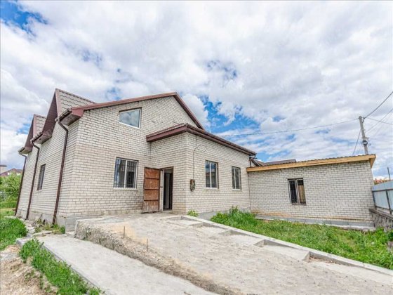 Продається новий, затишний будинок в Розсошенцях! Розсошенці