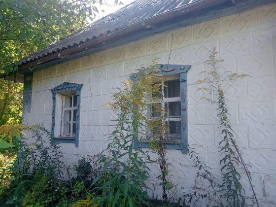 Хата в с. Ісківці, Полтавської області, Лубенського району Решетиловка