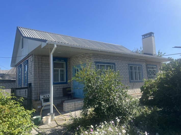 Продам ДОБРОТНИЙ будинок с. Садки  (  3 км  від  м. Кременчук) - фото 1