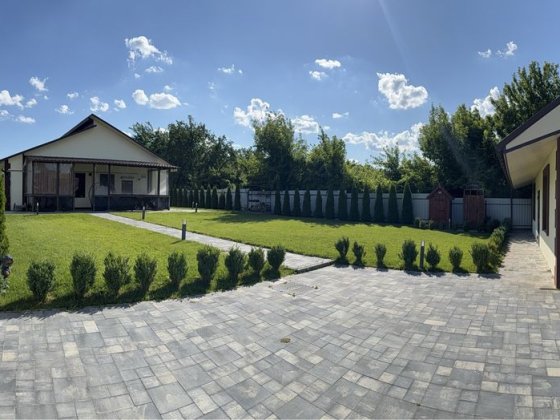 Продам Дом с гаражем(с комуникациями) 12 соток Копылы