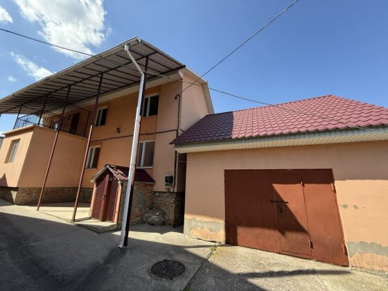 Продаж будинку у жилому стані Обаров