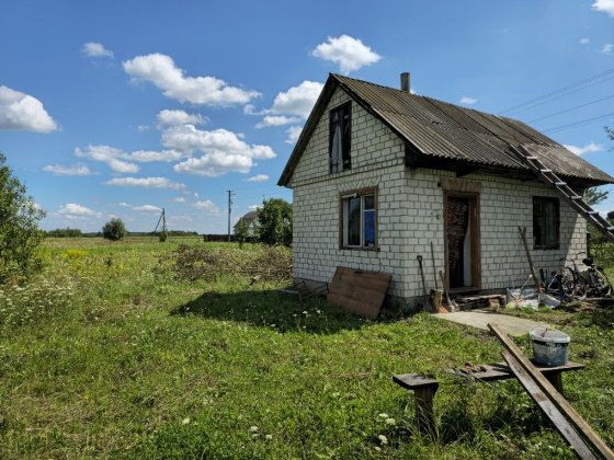 Продам будинок з землею Березне