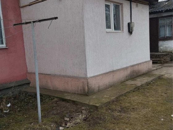 Продам 1/2будинку м Корець Корець