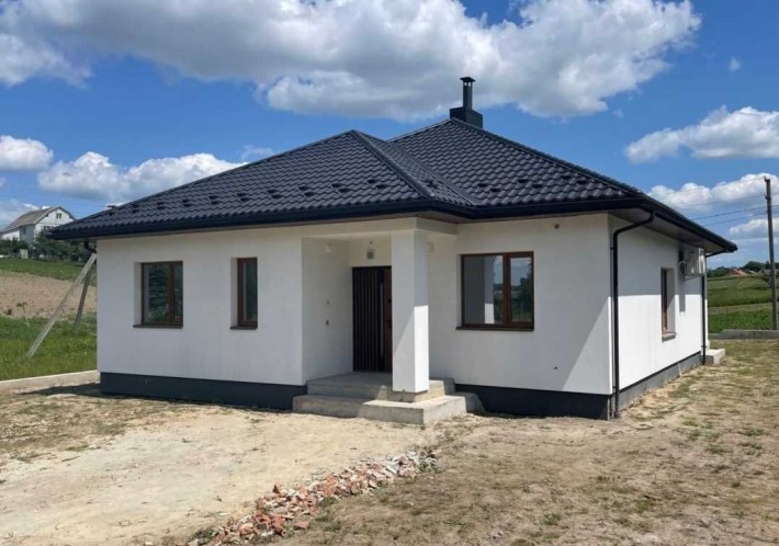 Сучасний будинок з раціональним плануванням в новому масиві. - фото 1