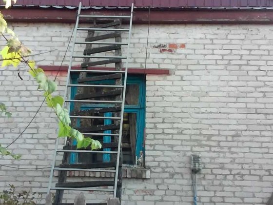 дом с двойными стенами Вороніж