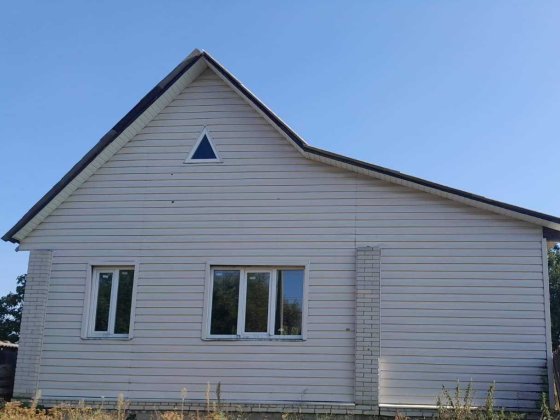 Будинок у м. Буринь Буринь