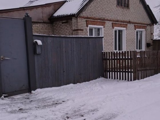 Будинок у Верхній Сироватці Верхня Сироватка