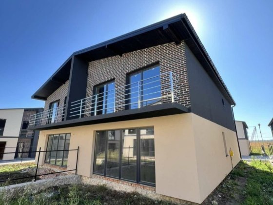 Продаж дуплекса, 135 кв.м, Байківці Байковцы