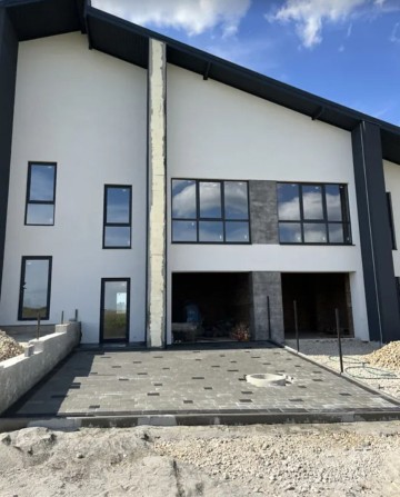 Продаж 3 поверхового у Байківці - фото 1