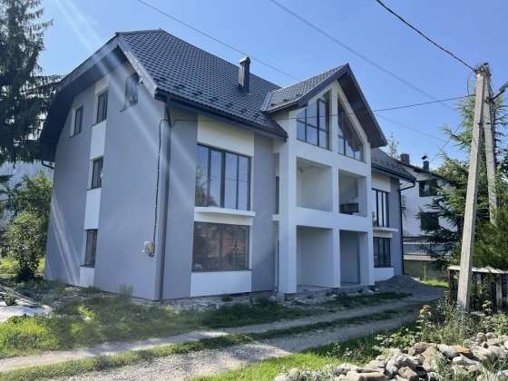 Продам котедж в карпатах с.Микуличин Гаи-Гречинские