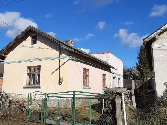 Будинок з прибудовою Зборів