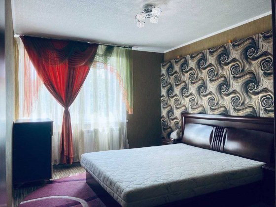 Продається добротний будинок в Богодухові, Богодухов