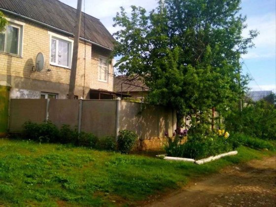 Продам  2-х поверховий будинок в Богодухові Богодухів