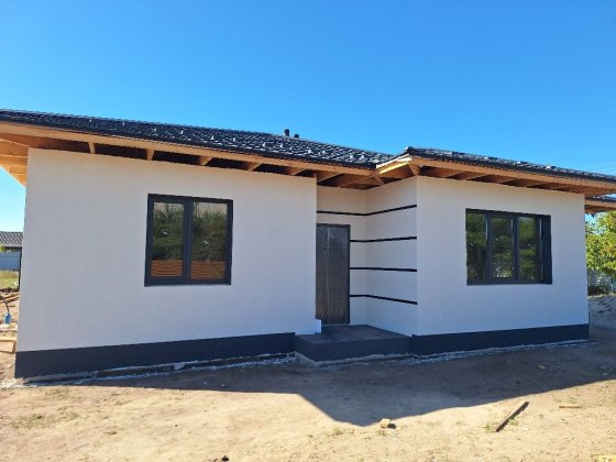 Новий будинок в Геронимівці Геронимовка