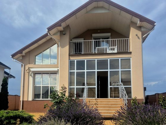 Продаж 2-поверхового  будинку з меблями та технікою Геронимовка