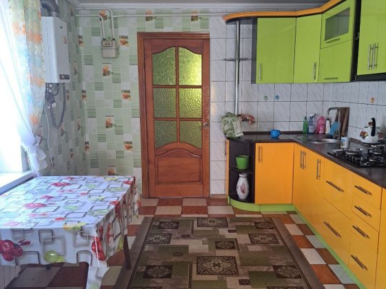 Просторий будинок у м. Звенигородка (район Замостя)

Продається затишн Звенигородка