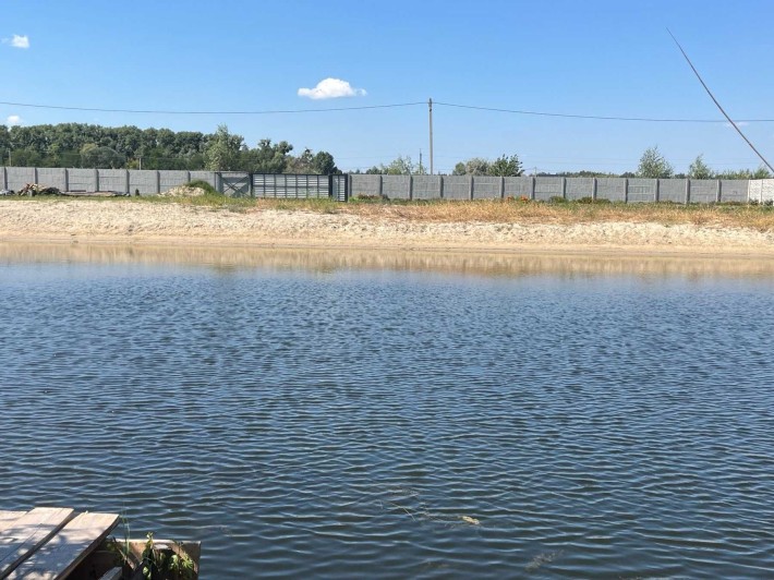 Продаж дачі в кооперативі "Славутич" с. Коробівка - фото 1