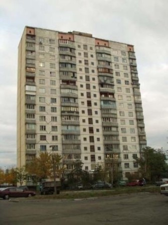 Продаж 2-к квартири вул. Приозерна 2б - фото 1