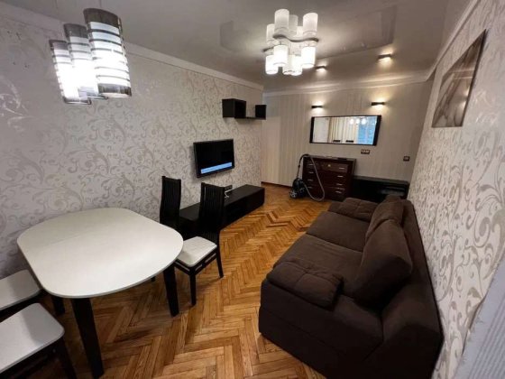 Продаж 3 кімнатної квартири з ремонтом, Є.Коновальця 29а, Печерськ Киев