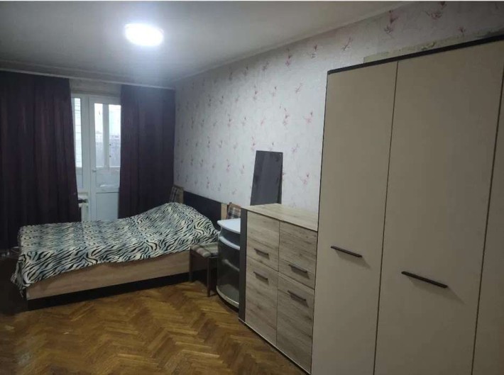 Продаж 3-к квартири просп. Леся Курбаса 9 - фото 1