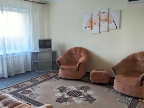 2х к сотовая Ак. Вильямса/ Ак Королева. 3 лоджии. Двусторонняя