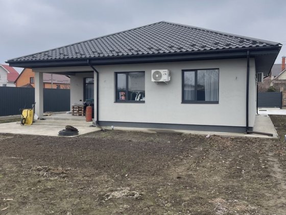 Бориспіль, Бежівка , котедж 137 м2 на 10 сотках Бориспіль