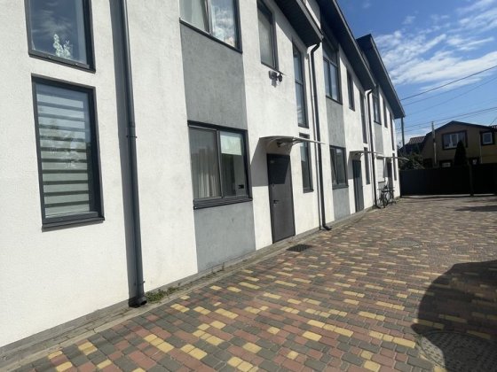 Таун в Бучі під ремонт!Газ!Мін.Оформл!Власне паркомісце + 1.5 сотка ! Буча