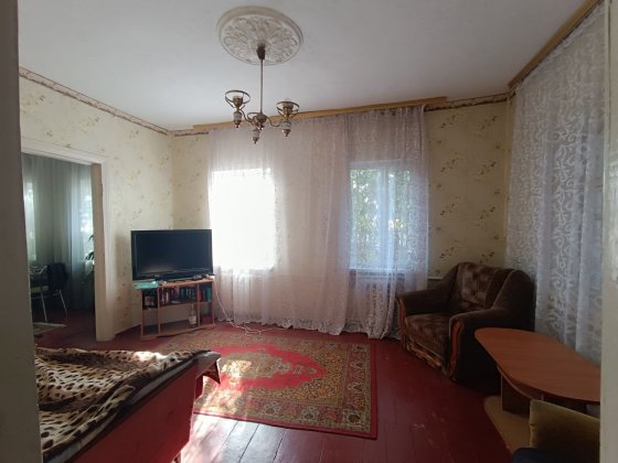 Продам будинок по вулиці Аверкія Гончаренка в центрі міста Бровари