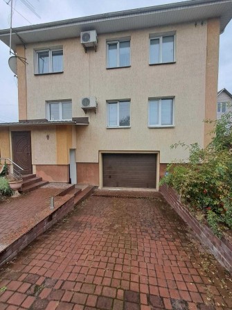 Продам 2 поверховий будинок 210м2 поруч з ТРЦ Cherry Mall в м. Вишневе - фото 1