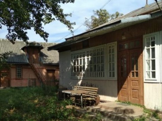 Хата в Підпечерах Івано-Франківськ
