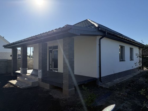 НОВИЙ Будинок на 5+1 сотках в Центрі Борисполя Бориспіль