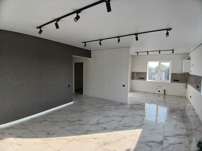 Сучасний  будинок в Борисполі вул.Сергія Камінського з Газом.115000у.о - фото 1