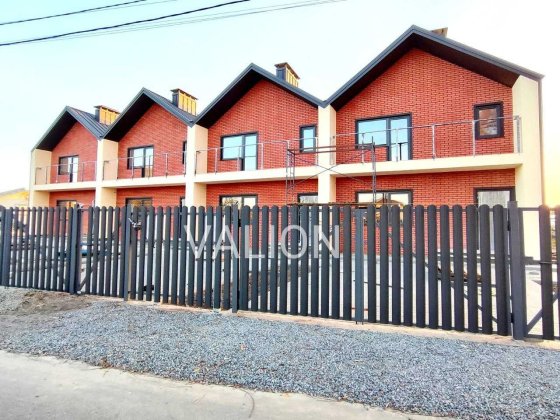 Цегляний ТАУНХАУС 105 кв.м на 2,5-х сотках з ГАЗОМ- під СОЦ. ПРОГРАМИ Бориспіль