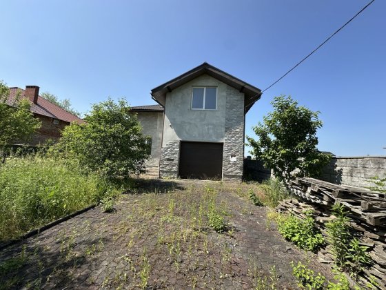 Продам просторий будинок Івано-Франківськ