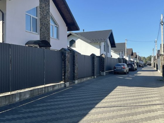 Продаж будиноку  121 м2 біля лісу без комісії. Бровари