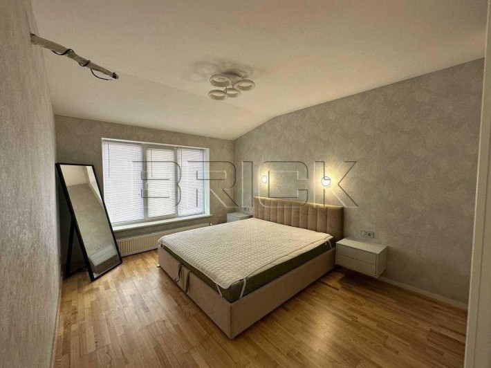 БЕЗ%, продаж таунхаусу КМ "Паларіс" / Бориспіль / ремонт / 76м2 - фото 1