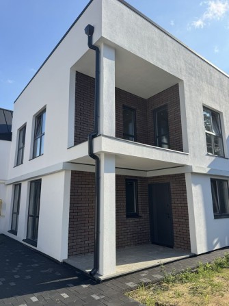 Продам будинок таунхаус Бровари Київ - фото 1