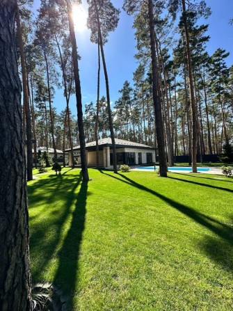 Одноповерховий котедж з Басейном - Травертін на 15 сотках! - фото 1