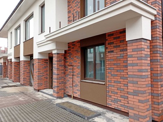 4-кімнатний таунхаус з гаражем в р-ні "Метро", 138 кв/м Івано-Франківськ