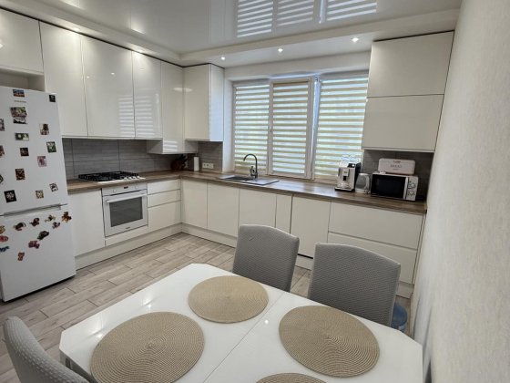 ТАУНХАУЗ в Паларісі 78 кв.м. з МЕБЛЯМИ, газове опалення Бориспіль