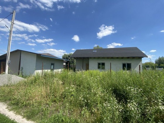 Продаж будинку біля озера Бориспіль