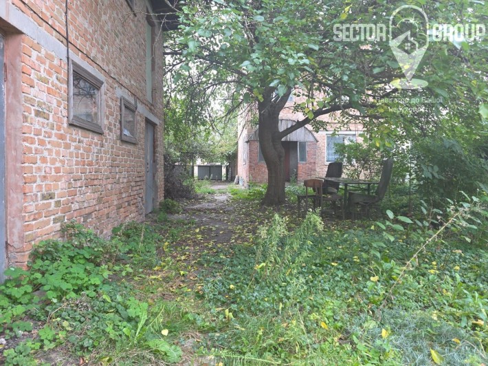 109 + 70 м.кв. в самому центрі Борисполя. - фото 1