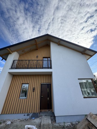 Будинок з ремонтом з сучасним ремонтом. Мікрорайон Каскад.Поруч річка. - фото 1