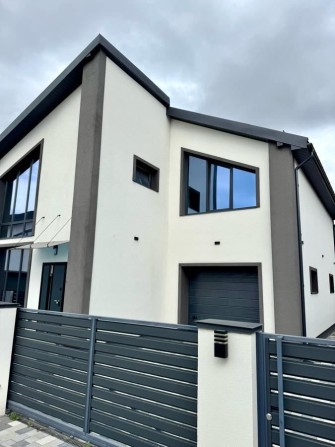 Продаж будинку в місті - фото 1